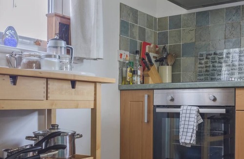Horncastle Casa | Group Accommodation for 18, Bainvalley Cottages