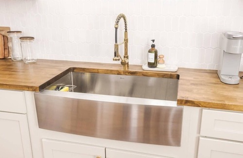 Downtown Casa | Group-Friendly Lafayette Stay
