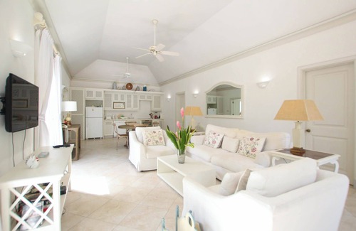 Sandy Lane Casa | Group-Friendly Sandy Lane Stay with Big Pool - Byways