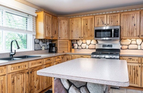 Mayfield Apartamento | Group Getaway - 5 Lodges Together by Fife Lake