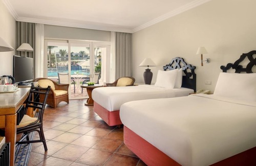 Sharm El Sheikh Complejo | Group Getaway | 4 Rooms, All-Inclusive Meals, Pools & Private Beach Access