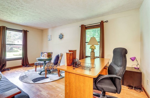 Stone Mountain Casa | Group Getaway: Spacious Home in Stone Mountain!