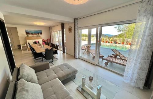 Bribir Casa | Group holiday villa with pool