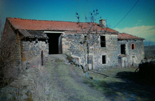 Saint-Arcons-de-Barges Casa | Alojamiento rural grupal - 3 orejas "L'estaou" - 15 personas (19 camas)