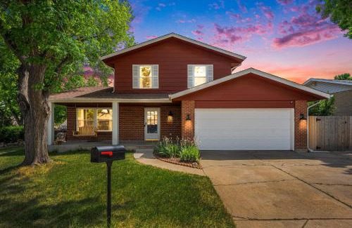 Northwest Arvada Casa | Group Stay W Movie Room & Patio