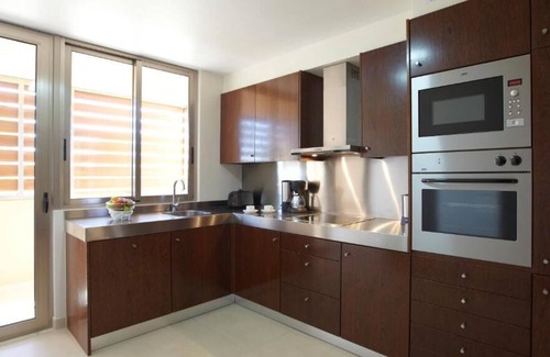Salgados Casa | Group Vacation Destination! TWO Spacious 3BR Villas with Private Pool & Kitchen!