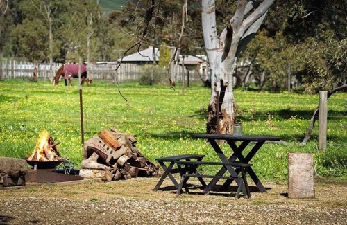 Willunga South Casa | Grove at Peasant Farm by Tiny Away