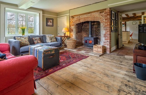 Eye Otro | Grove Farmhouse