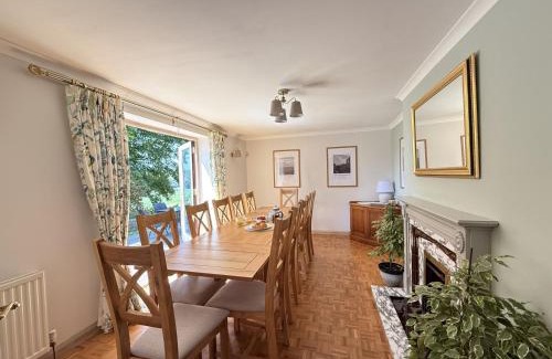 Holworth Casa | Grove Lodge