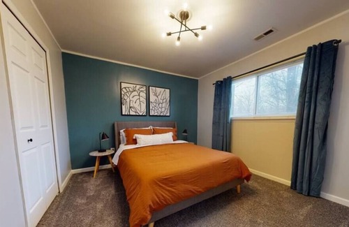 Madison Heights Casa | Groveland 3B/1B Design · Groveland 3BR/1BTH Designer Ranch in Madison Hts