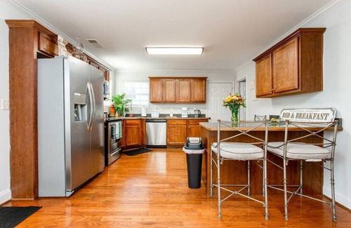 Mableton Casa | Near Airport/Office/Bonus Rm/Grt Location/Sleeps 8
