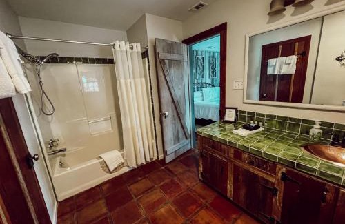 Gruene Casa | Gruene Cottages
