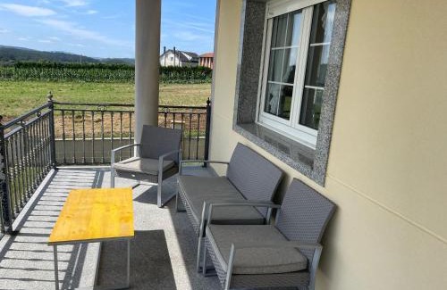 Malpica de Bergantinos Chalet De Esquí | Grupo Gontad Casa Beo Malpica de Bergantiños