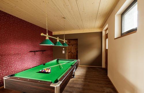 Meikirch Casa | Gruppenunterkunft mit Billardtisch und Lamatrekking