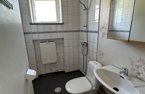 Hallabrottet Apartamento | Grymt Prisvärd Lägenhet, Nära Kumla & Örebro!