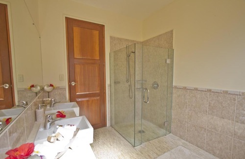 Kiikii Tapere Cabina | GT - Rarotonga Fishing Lodge