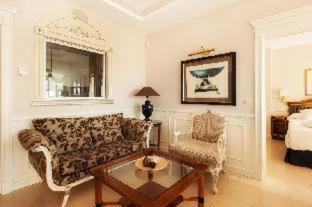 Milla de Oro Apartamento | Guadalpin Suites