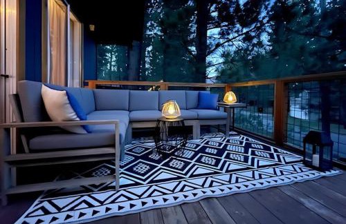 Pioneer Trail Casa | Guadalupe Getaway - Pets - Hot Tub - AC