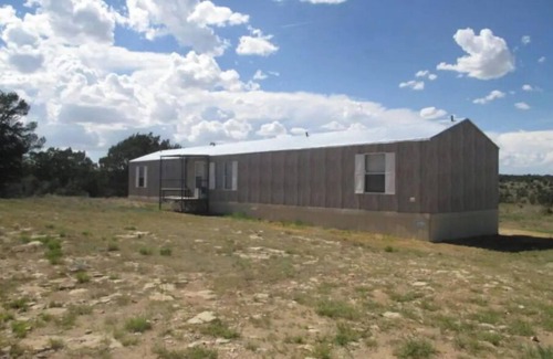 Whites City Casa | Hunting Party/Family Getaway