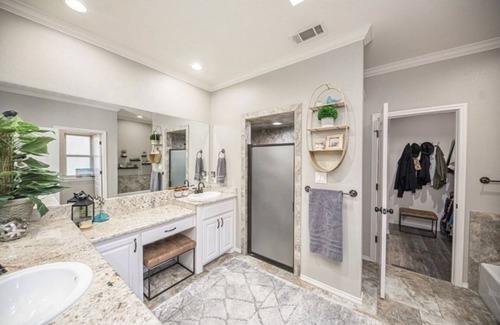 Midland Casa | Guadalupe Getaway