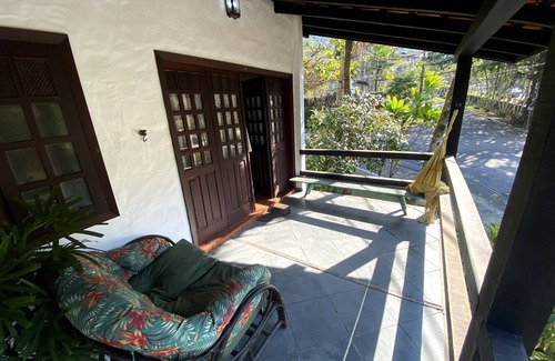 Guaeca Chalet De Esquí | Guaecá Beach 4 People - gated community, 20 meters from the beach