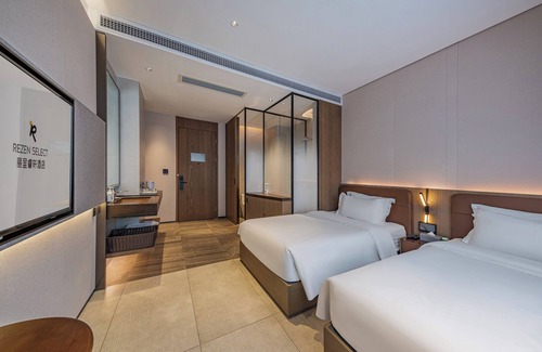 Tianhebei Hotel | Guangzhou Tianhe Taikoo Hui Rezenxuan Hotel