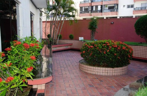 Praia do Morro Apartamento | Guarapari. ES. Alugo excelente apartamento a 100 m do mar.