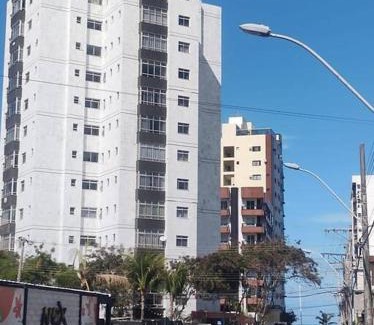 Praia do Morro Apartamento | Guarapari. ES. Alugo excelente apartamento a 100 m do mar.