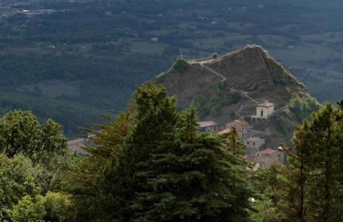 Sasso di Castalda Cama Y Desayuno | Guarda Che Luna