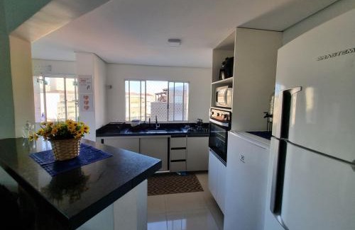 Tombo Apartamento | Guarujá tombo apto 150 metros da praia 2 vagas