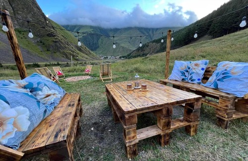 Kazbegi Apartamento | Gudika გუდიკა
