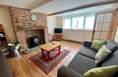 Ottery St Mary Casa | Guernsey Cottage
