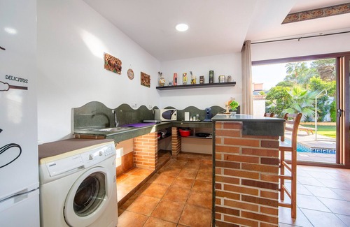 Roquetas de Mar Apartamento | 'Guest Apartment with Pool' with Private Pool, Wi-Fi and Air Conditioning