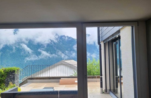 Ruetli Apartamento | Guest apartment with breathtaking lake view in the Swiss mountains