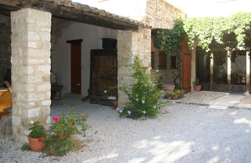 Saint-Victor-la-Coste Cabaña | INVITADO área de la abrazadera BIAU