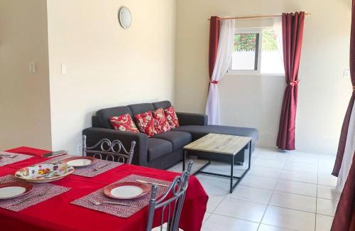 Julianadorp Apartamento | Guest Favorite - Central - Gated - 2 Bedrooms