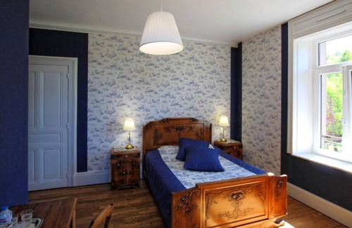 Fougerolles-Saint-Valbert Cama Y Desayuno | Suite familiar para 5 en Fougerolles-Saint-Valbert
