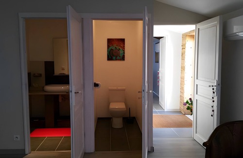 Saint-Martin-de-Fraigneau Cama Y Desayuno | Casa de huéspedes 'Chez Jacques - Zen' con terraza privada, Wi-Fi y aire acondicionado