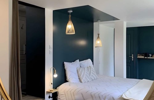 Saint-Michel-Mont-Mercure Cama Y Desayuno | Chambre d'hôtes 'Chambre Arum a 6 minutos del Puy du Fou' con jardín compartido y Wi-Fi