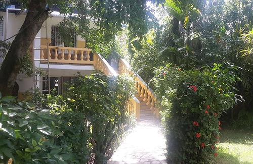 Los Charamicos Apartamento | Guest-friendly 2BD condo, steps from Sosua beach