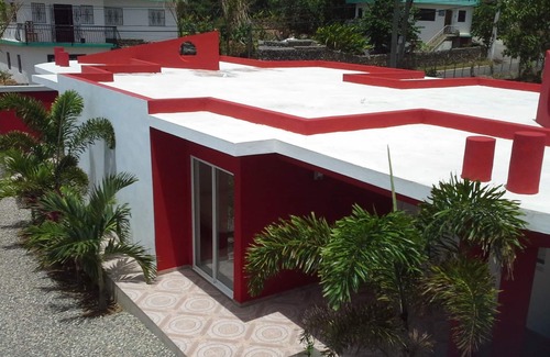 Urbanizacion Tavarez Casa | Villa económica para mascotas, Internet, piscina, aire acondicionado, a poca distancia de todo