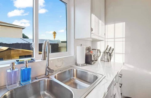 Harbor Casa | Guest Home in Lakewood