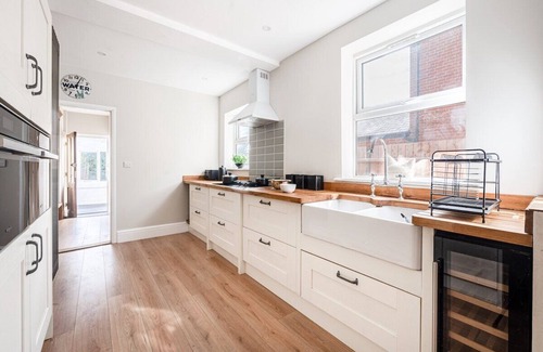 Ipswich Casa | Guest Homes | Sherrington Road Abode