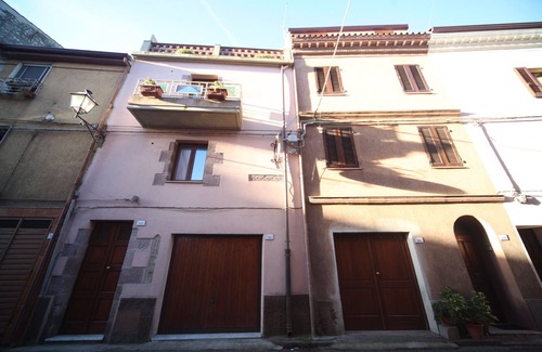 Villanova Monteleone Casa | Guest house Su Ghindalu room 104