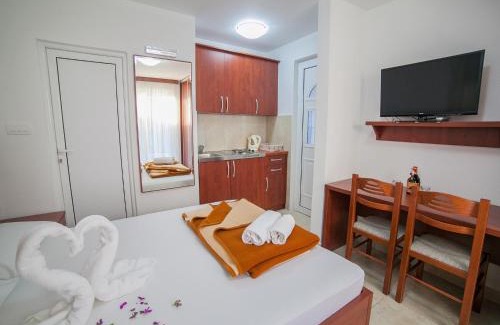 Petrovac Casa | Guest House 4M