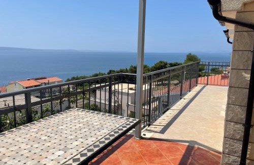 Dugi Rat Casa | Guest house Adria
