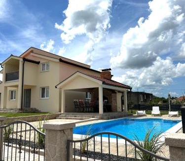 Trn Casa | Guest House Ana Marija