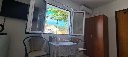 Maini Casa | Guest House Andrea