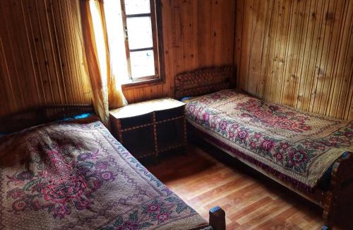 Ushguli Apartamento | Guest House Buba