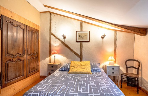 Landevieille Cama Y Desayuno | Casa de huéspedes 'Chambre Est' con jardín compartido y Wi-Fi